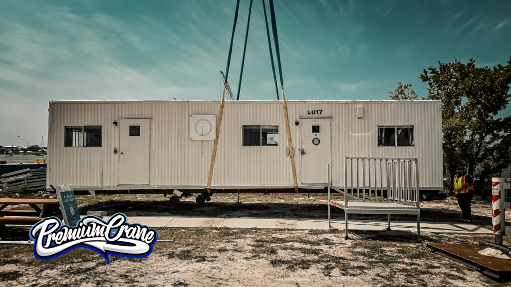 Crane Service for Heavy Equipment in Florida, crane rentals in florida mobile crane rentals.